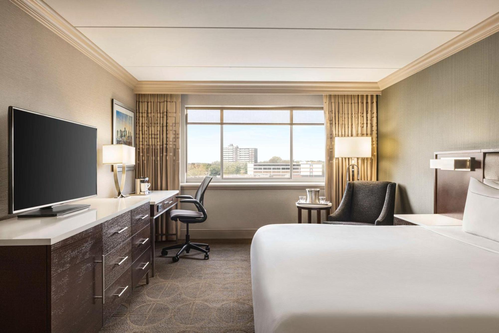 Hilton Avenue Hotel Philadelphia