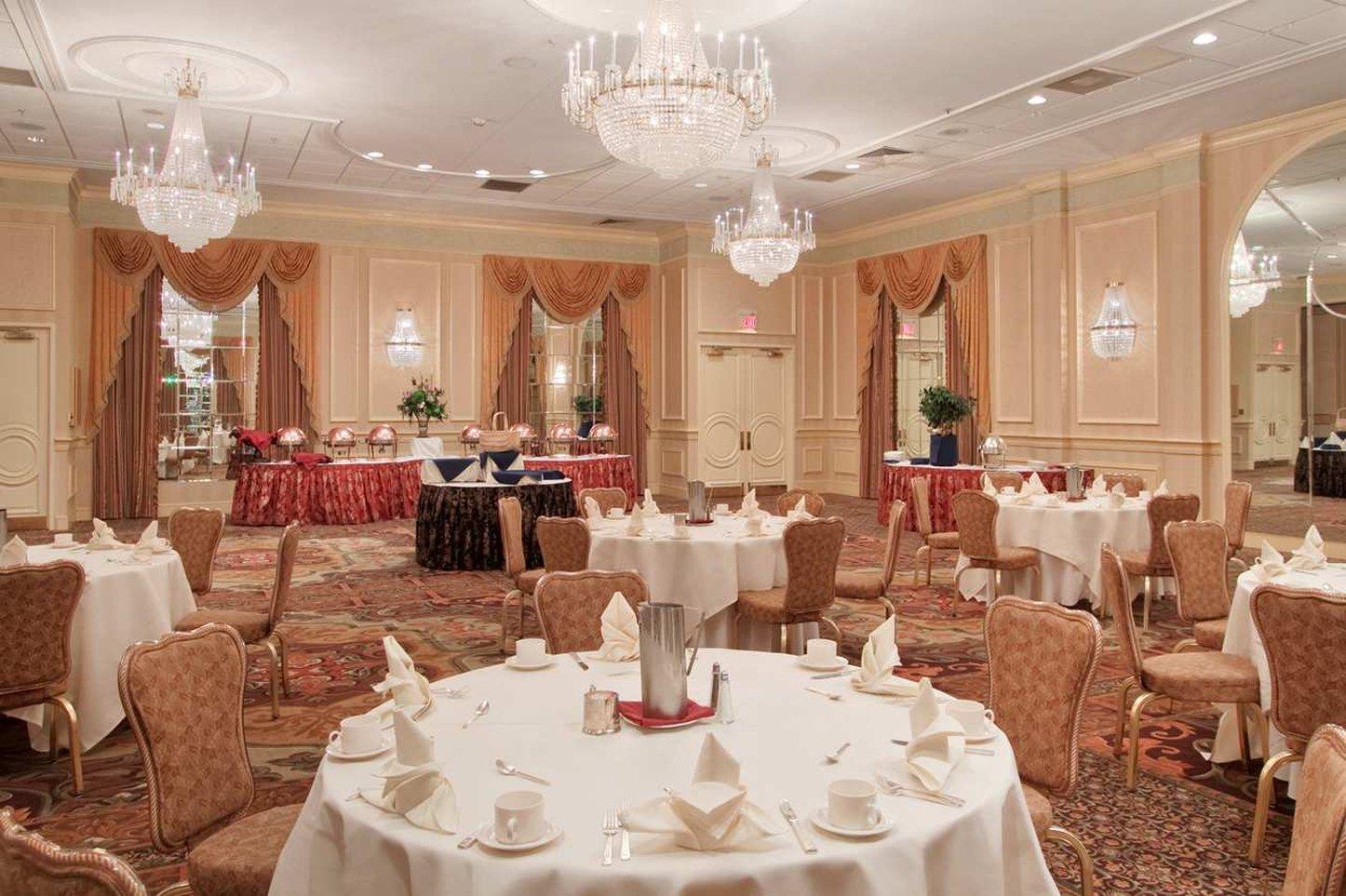 Hilton Avenue 4*