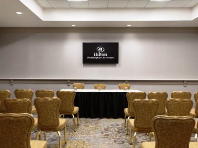 Hotel Hilton Avenue 4*